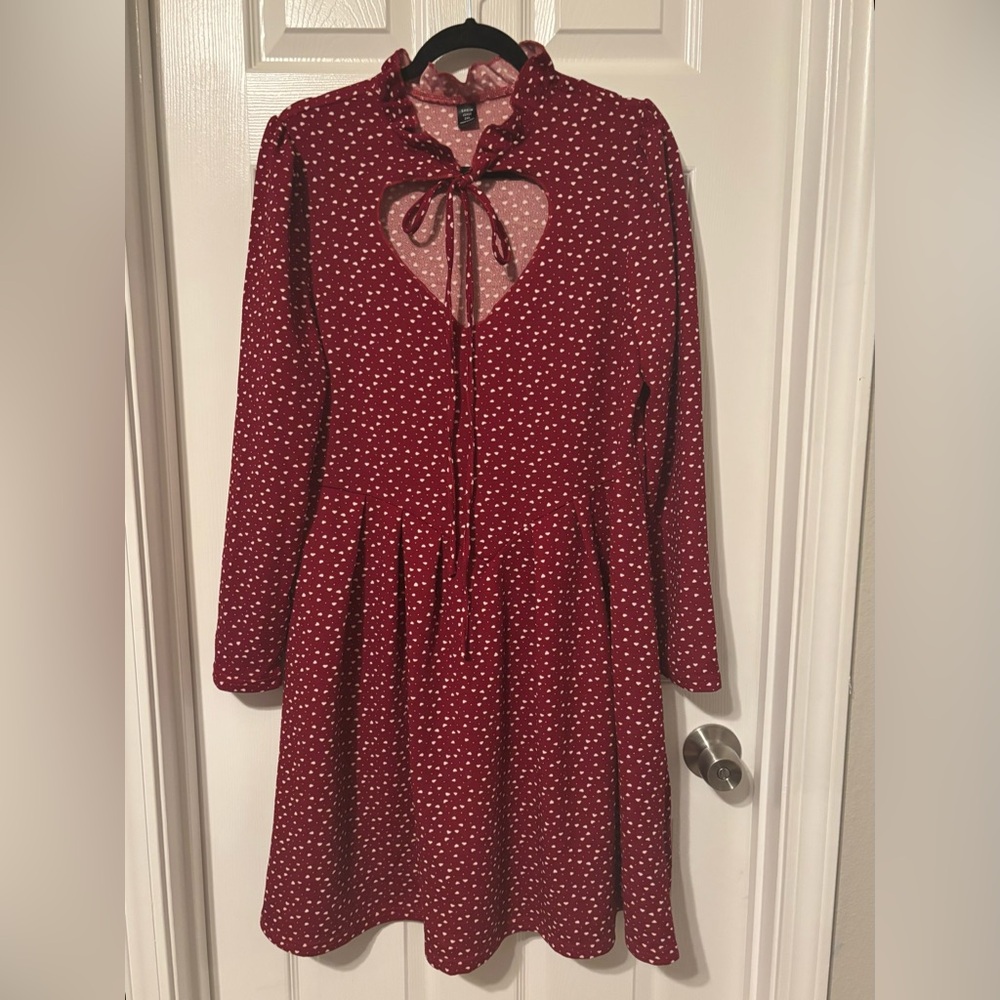 SHEIN Long Sleeve Heart Dress